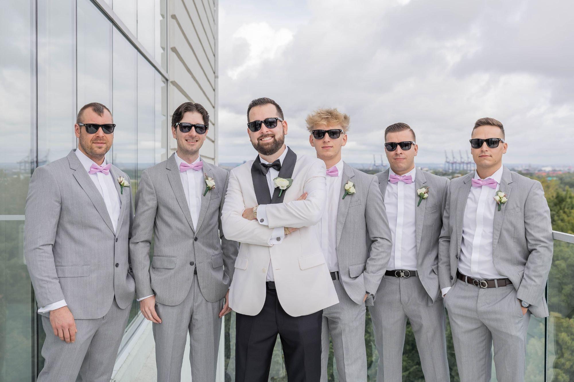 carousel-hero-element image-10