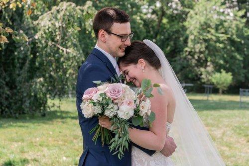 mobile - carousel-hero-element image-0