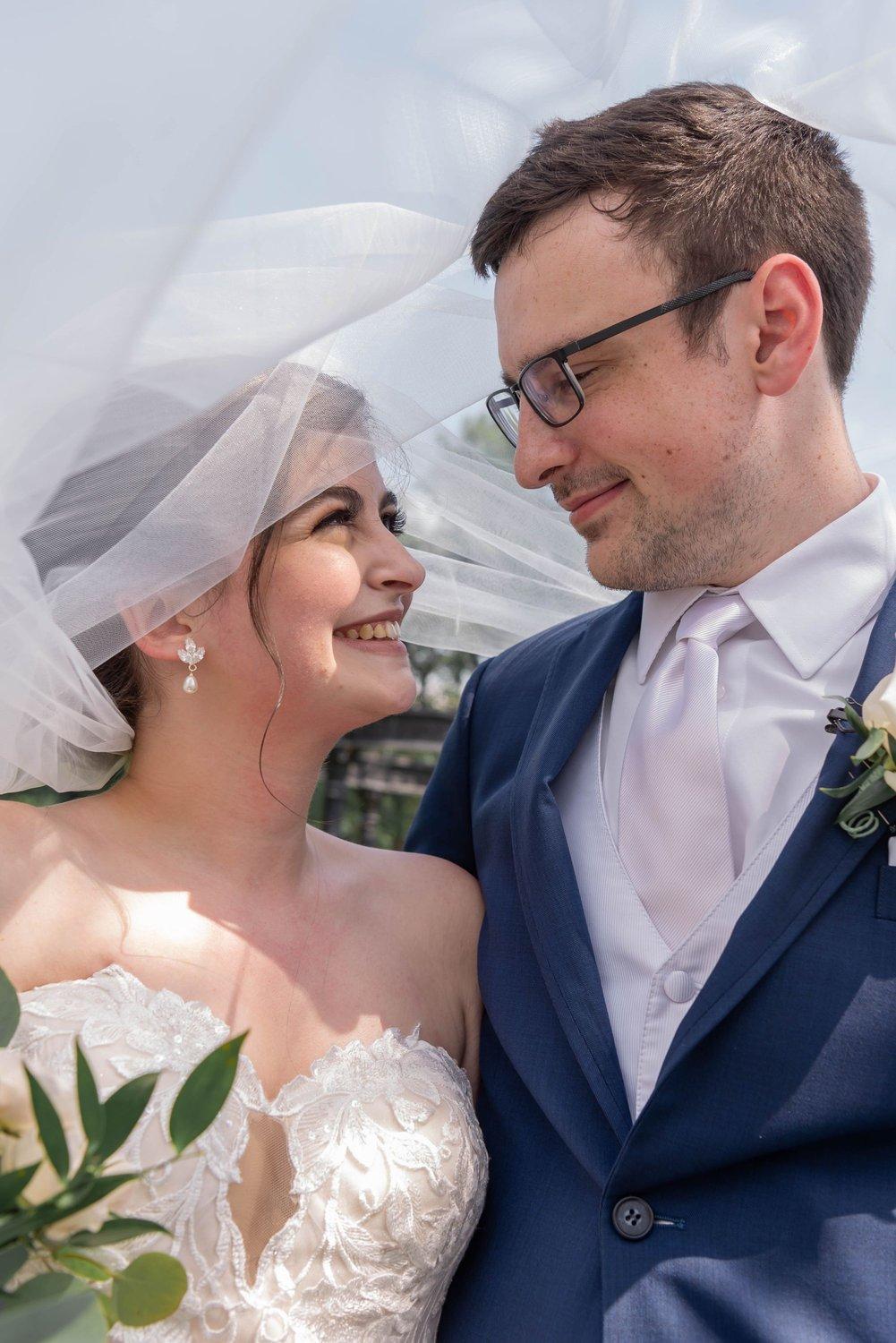 carousel-hero-element image-1